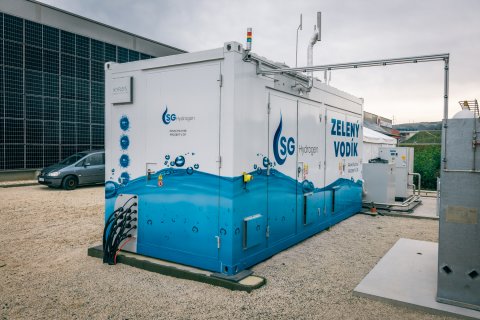 Další fáze vodíkového projektu v Napajedlích. Solar Global spouští výstavbu čerpací stanice na zelený vodík